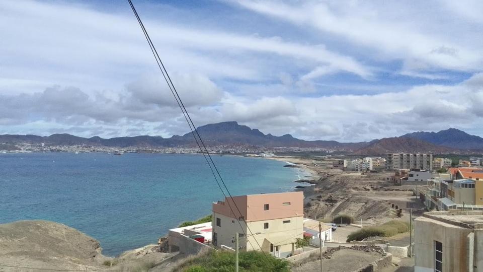 Pousada Monte Cara Mindelo Esterno foto